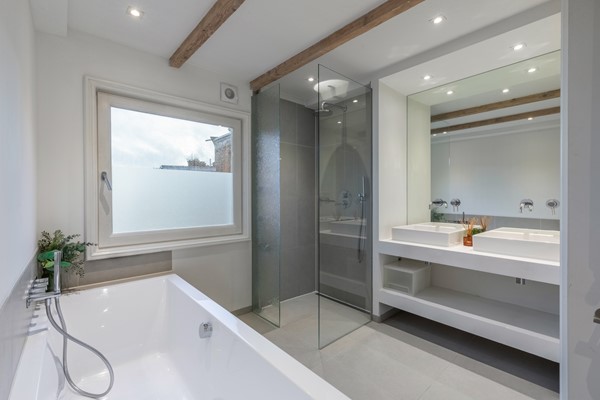 Medium property photo - Hugo de Grootkade 1-3, 1052 LN Amsterdam